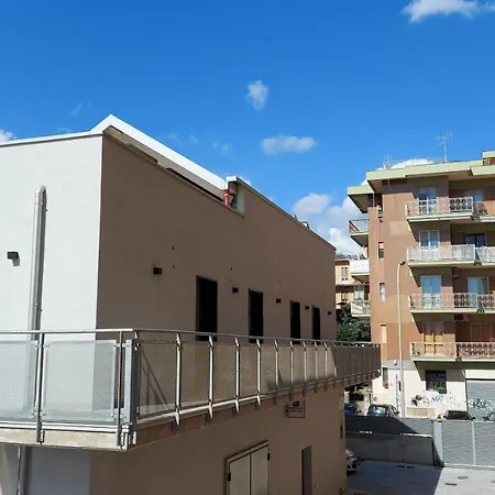 Couette-café 3b Aurora - And Boat 3*