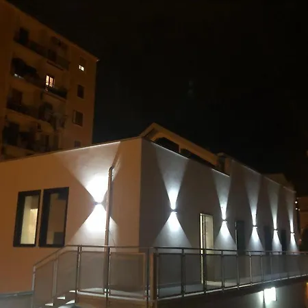 Alojamento de Acomodação e Pequeno-almoço 3b Aurora - And Boat 3*