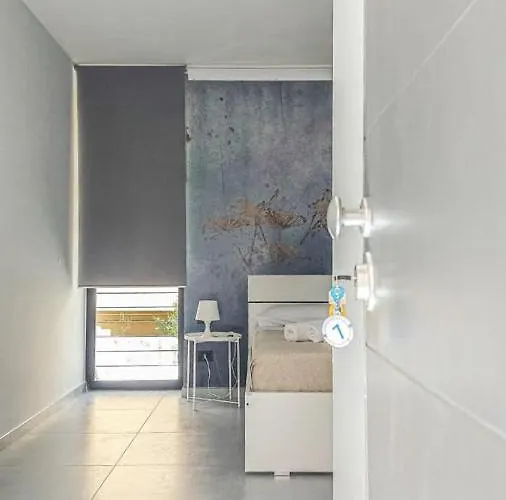 3b Aurora - And Boat 3*